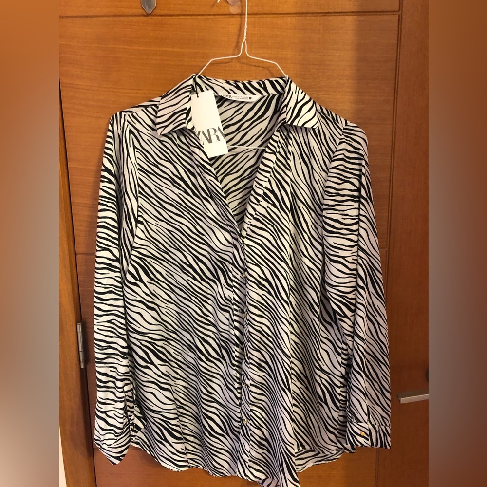 Zara Button-down